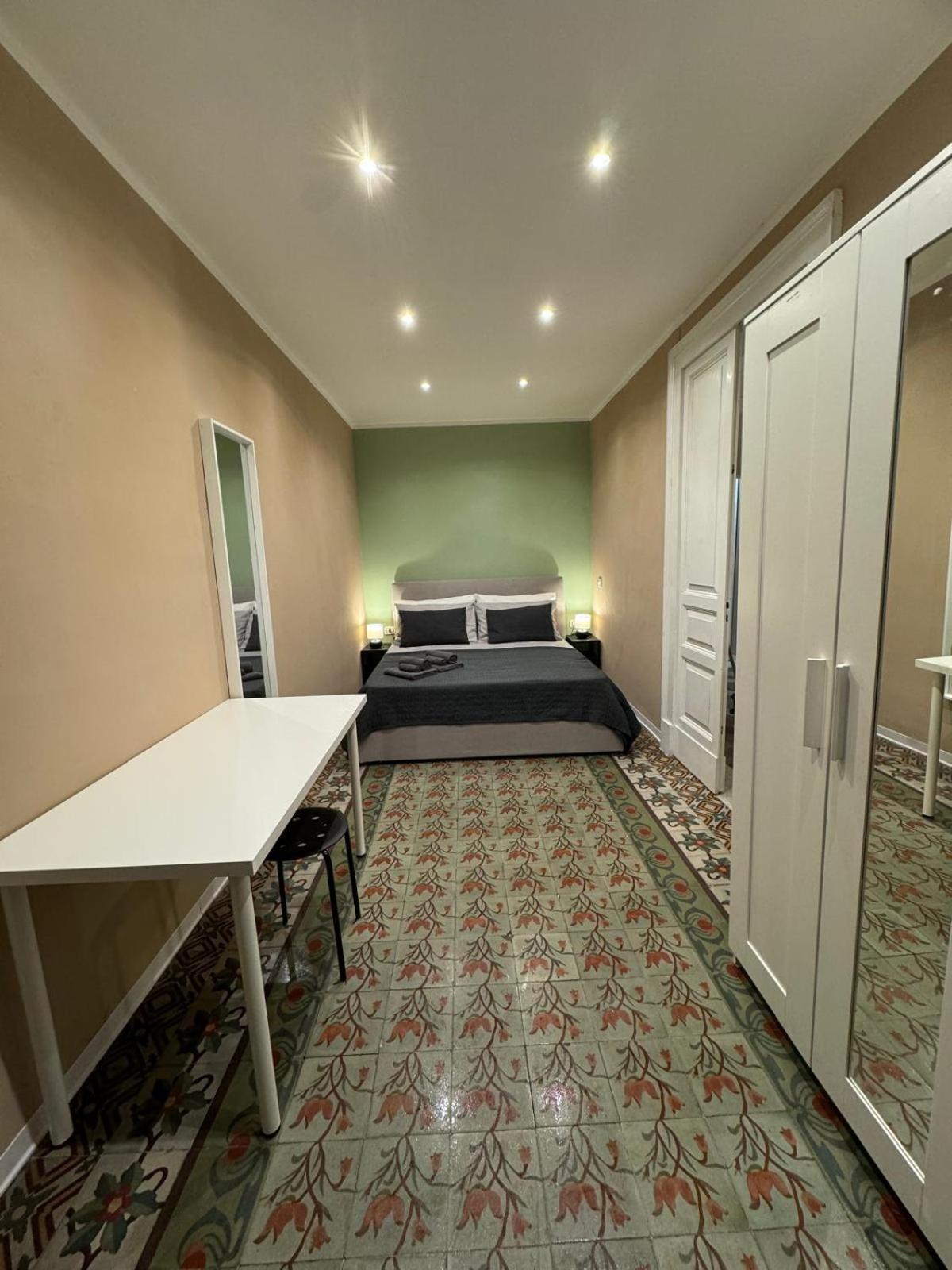 Verdi Apartments 卡塔尼亚 外观 照片