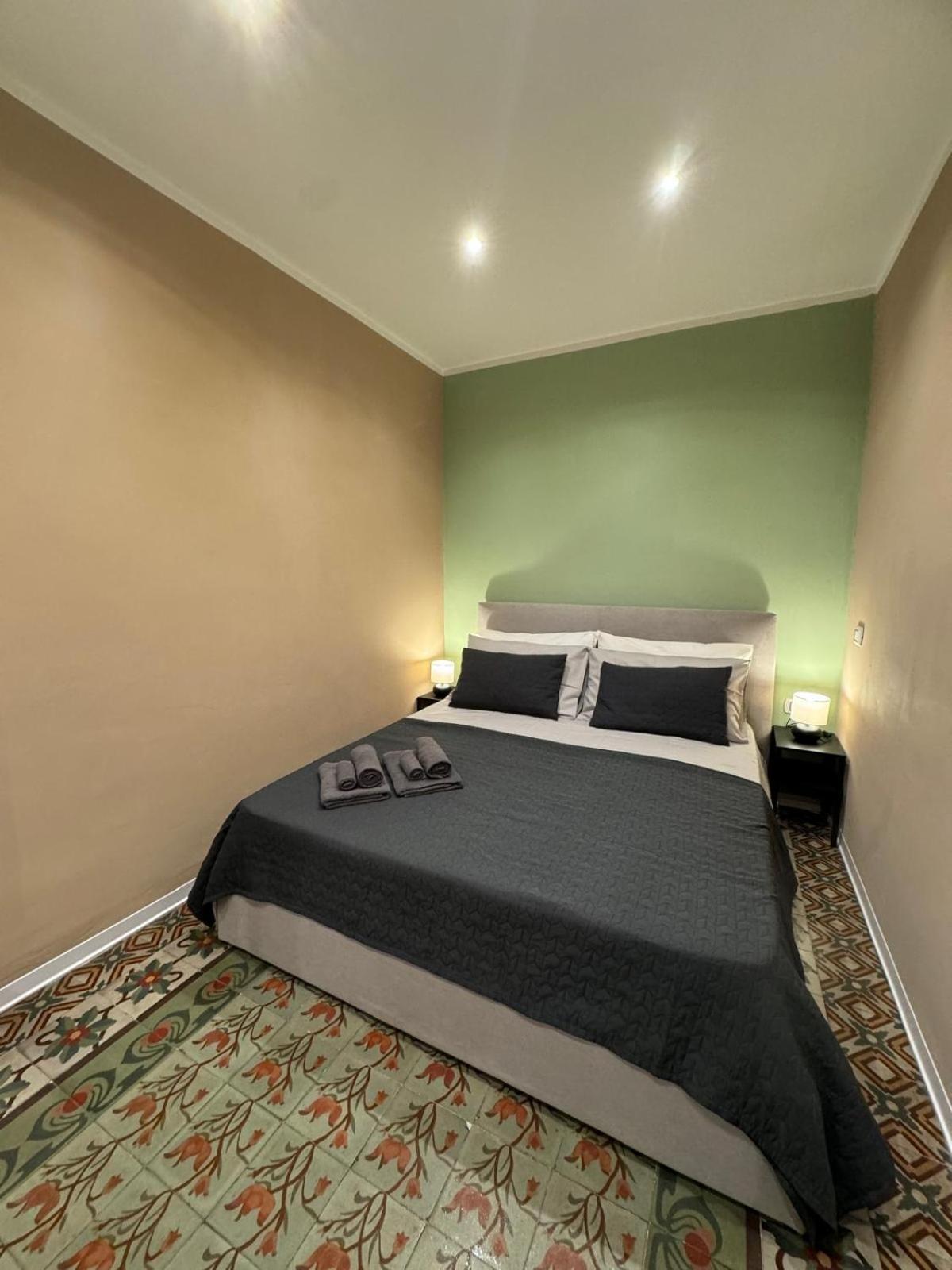 Verdi Apartments 卡塔尼亚 外观 照片
