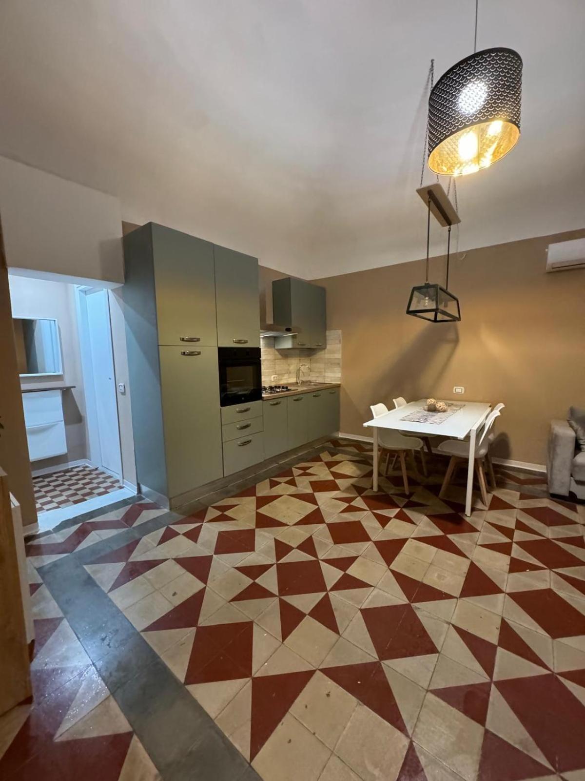 Verdi Apartments 卡塔尼亚 外观 照片
