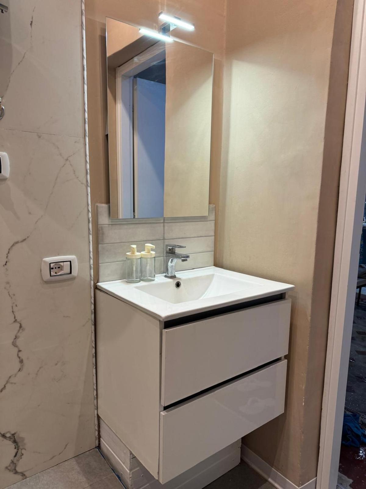Verdi Apartments 卡塔尼亚 外观 照片