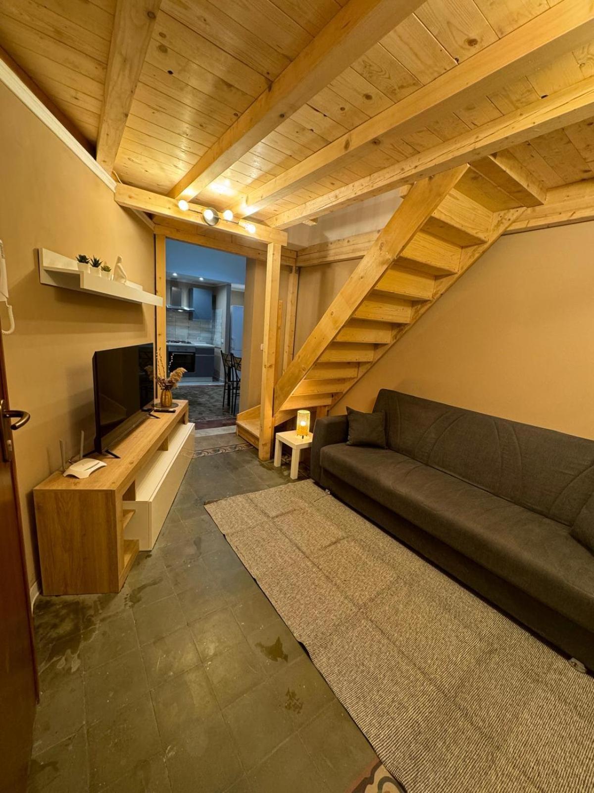 Verdi Apartments 卡塔尼亚 外观 照片