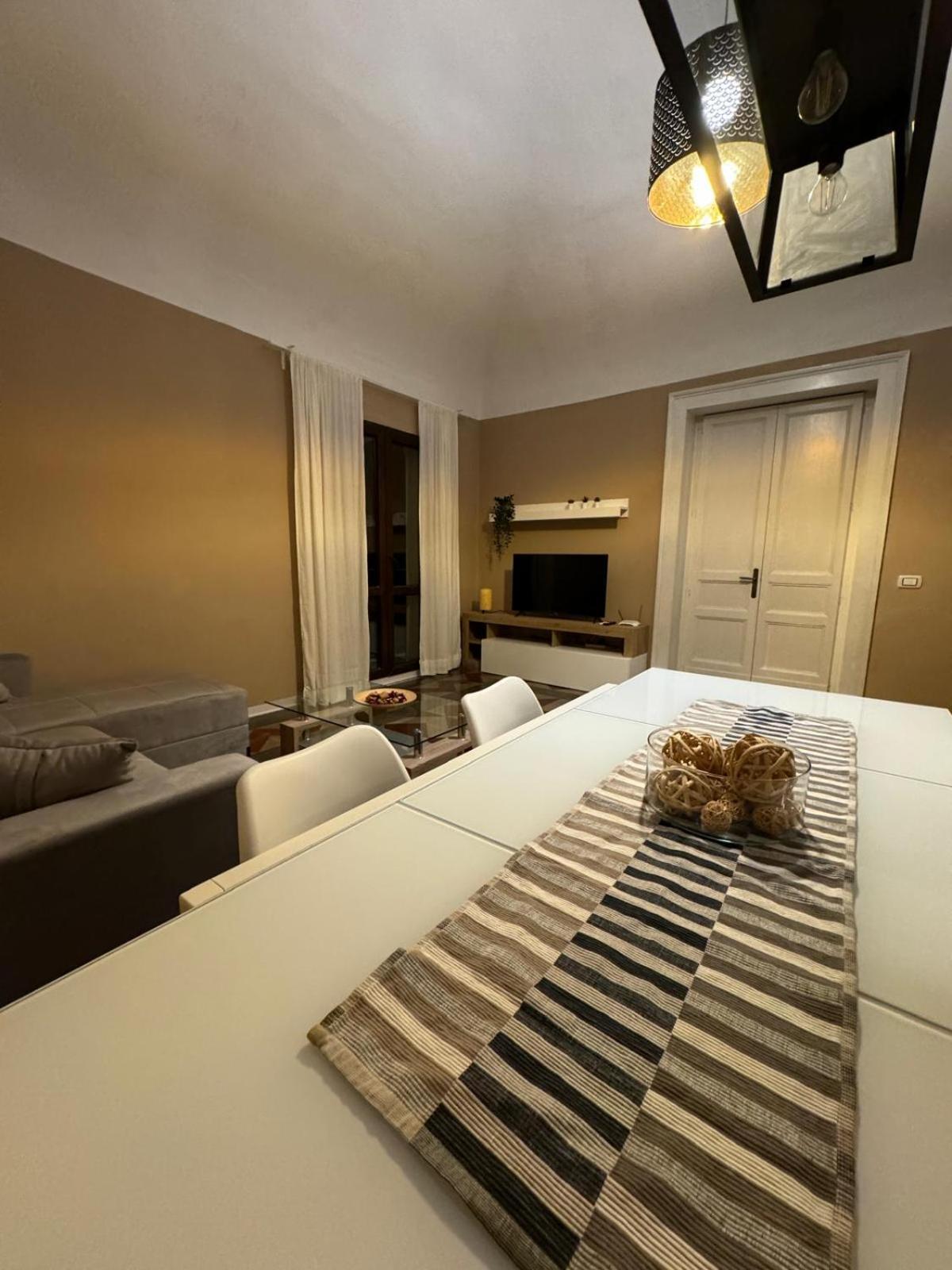 Verdi Apartments 卡塔尼亚 外观 照片