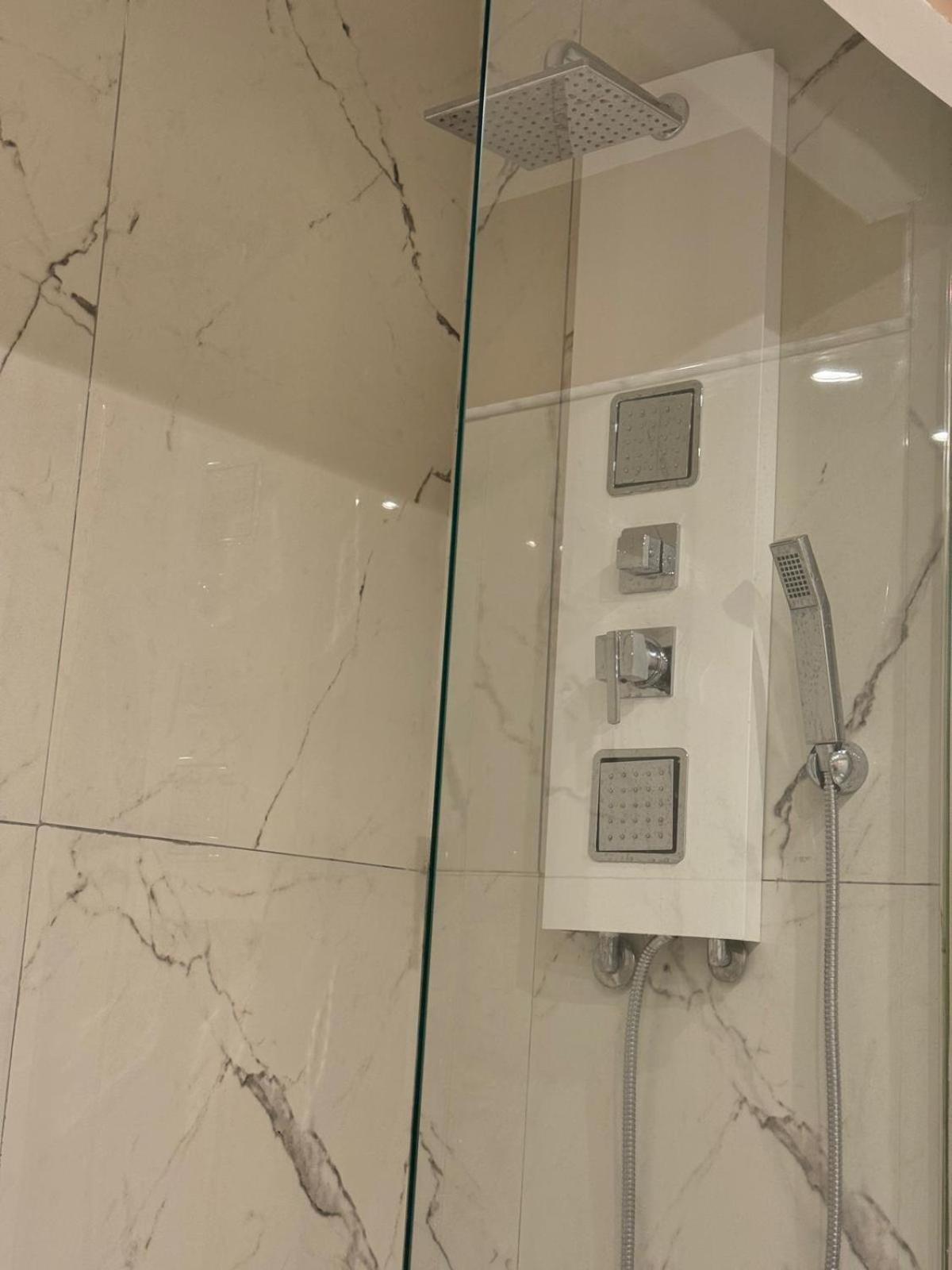 Verdi Apartments 卡塔尼亚 外观 照片