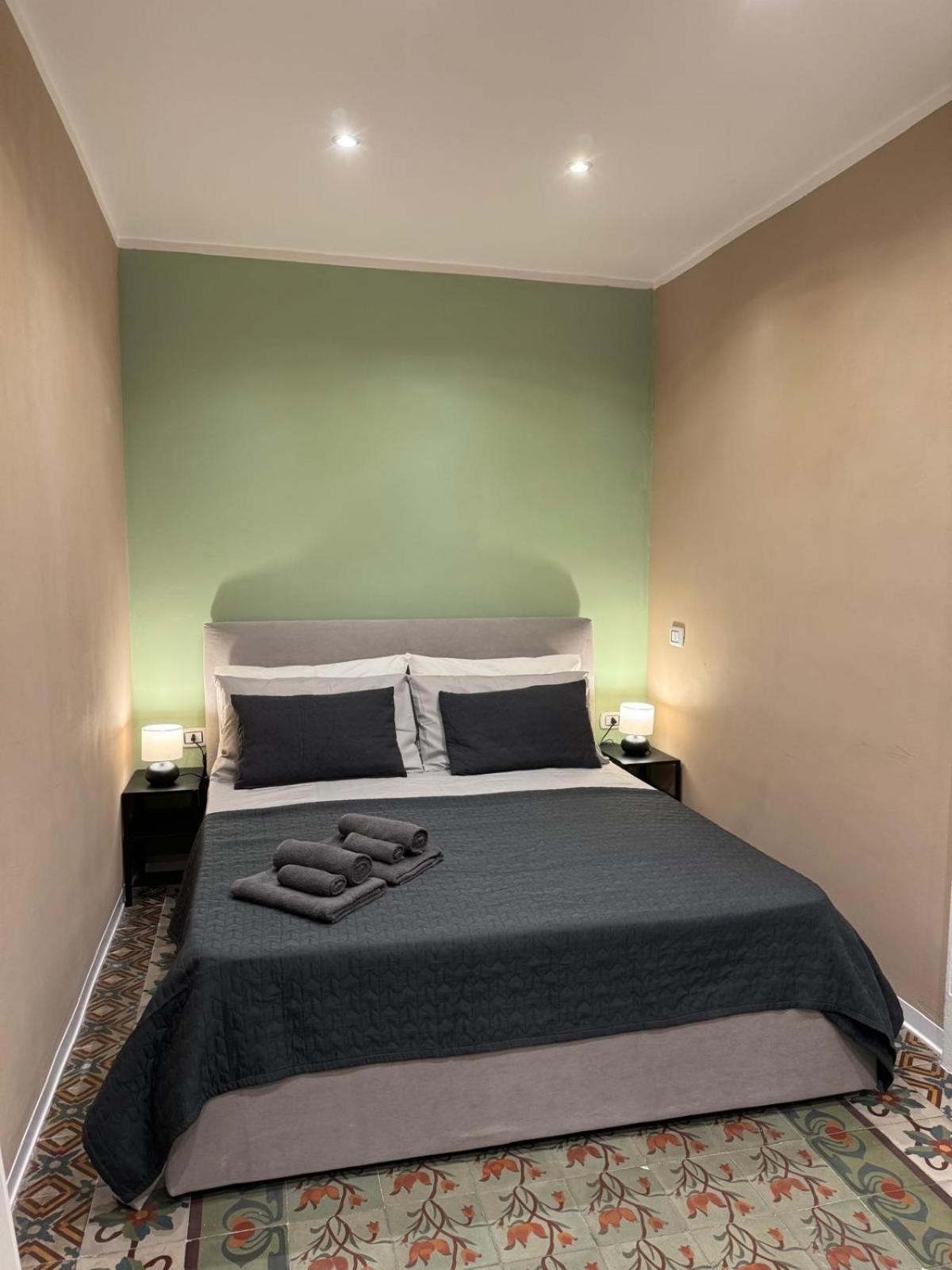 Verdi Apartments 卡塔尼亚 外观 照片