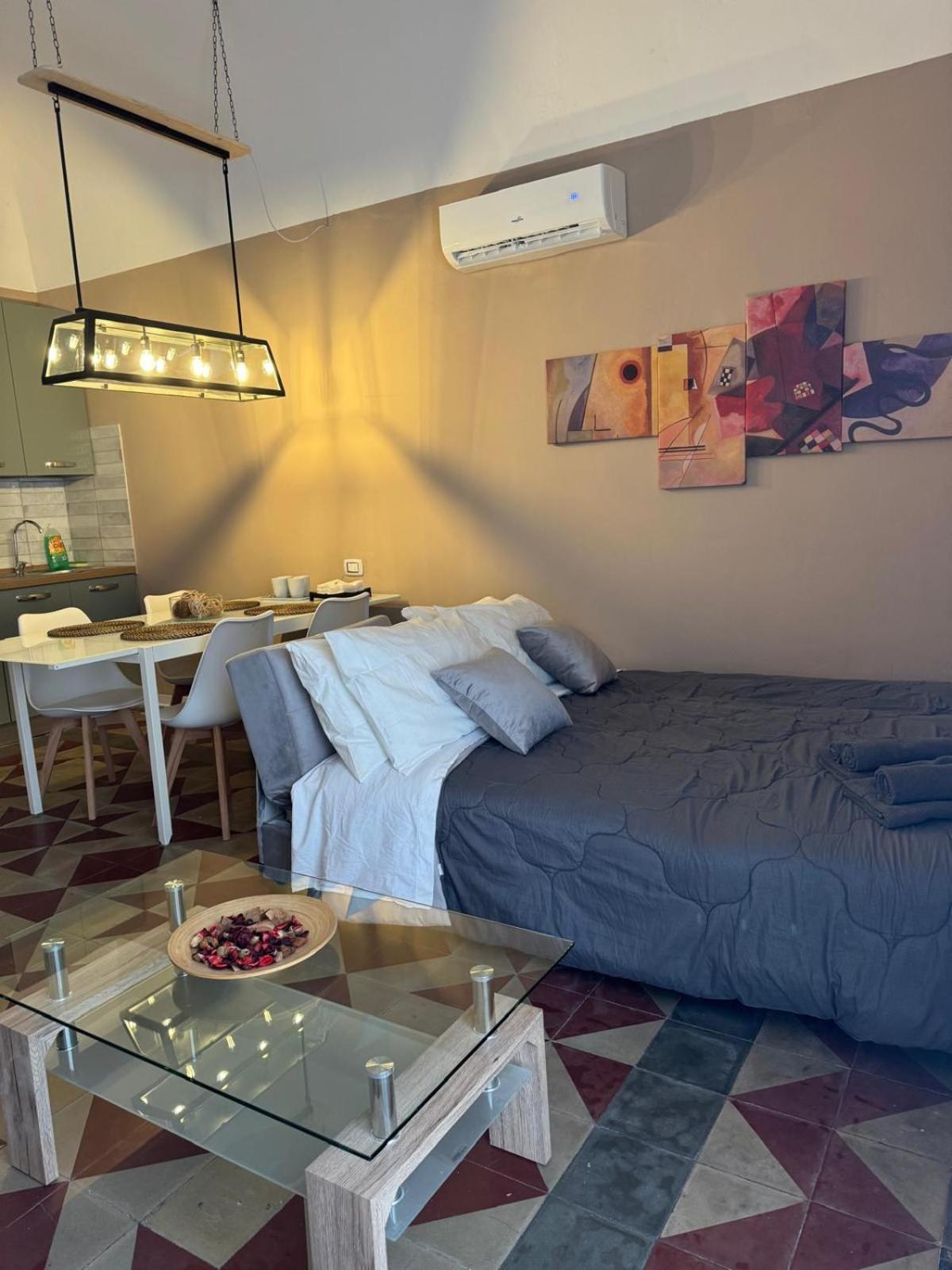 Verdi Apartments 卡塔尼亚 外观 照片