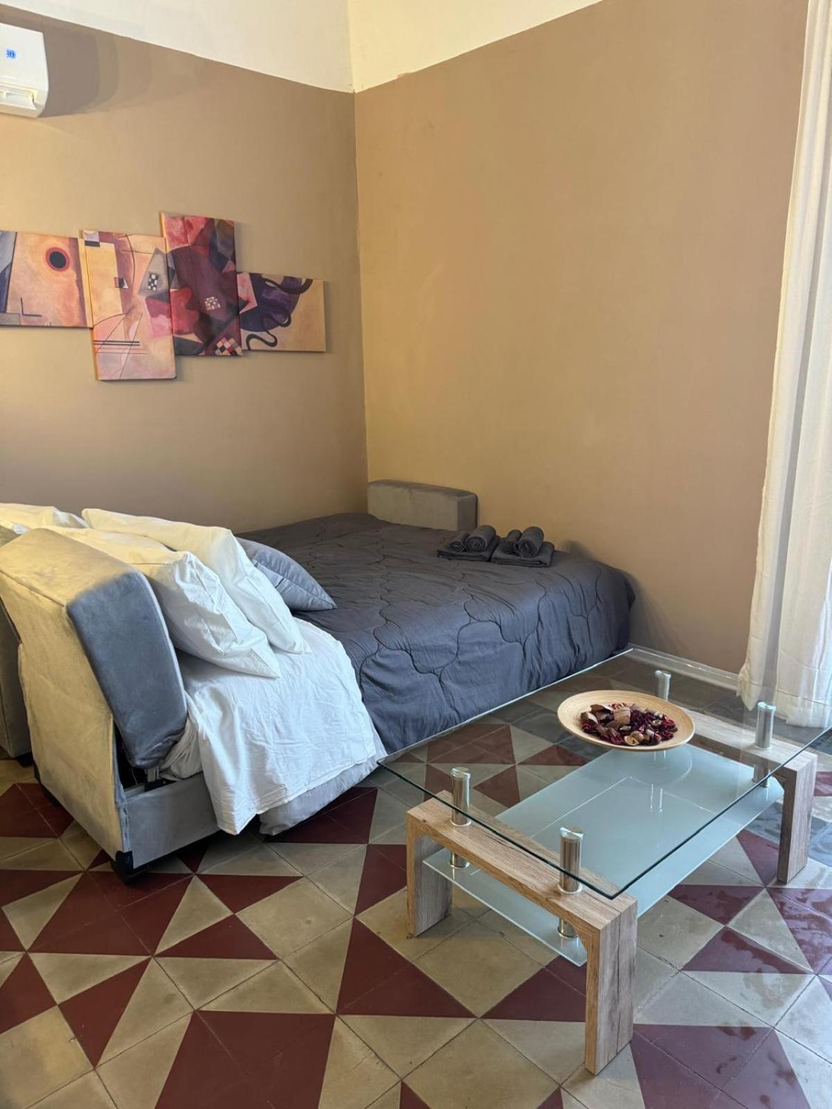 Verdi Apartments 卡塔尼亚 外观 照片